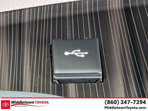 Certified 2024 Toyota Sienna Limited AWD/4WD image 27