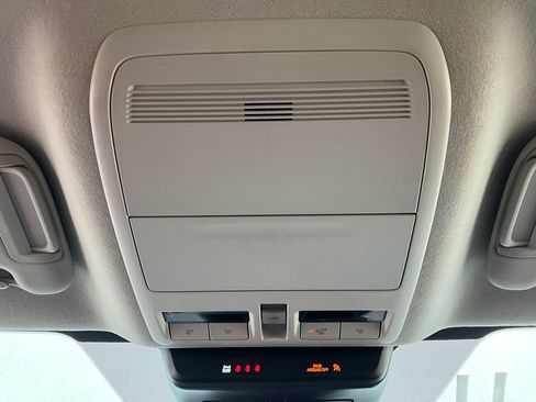 Used 2025 MAZDA CX-30 AWD 2.5 S w/ Preferred Package image 17