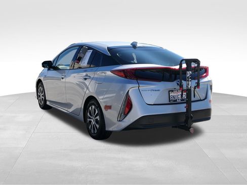 Used 2020 Toyota Prius Prime LE image 7