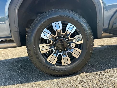 New 2026 GMC Sierra 2500 Denali w/ Denali Reserve Package image 18