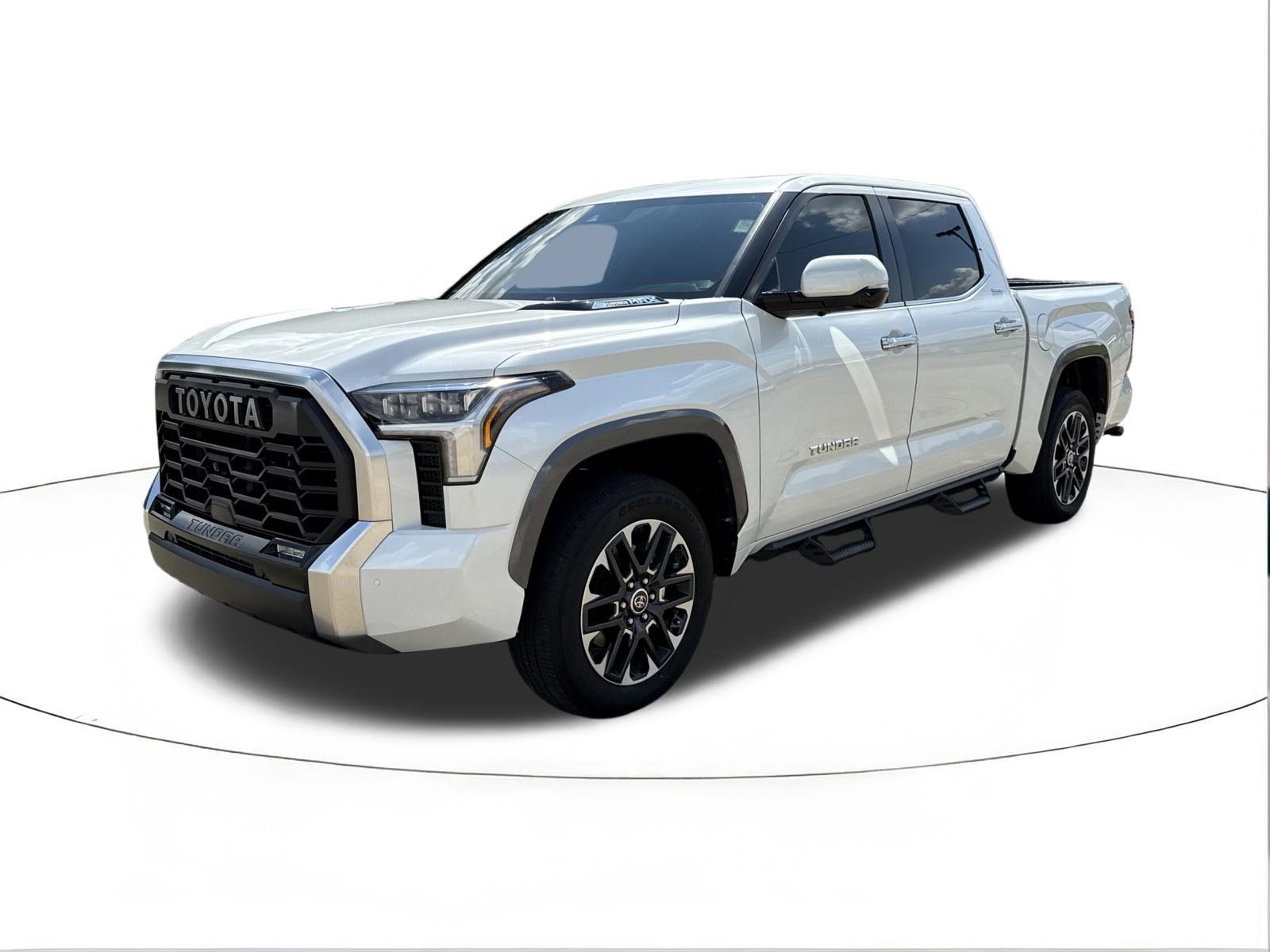 Used 2024 Toyota Tundra Limited AWD/4WD image 7