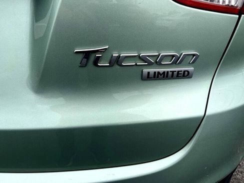 Used 2010 Hyundai Tucson Limited w/ Premium Pkg 4 image 5