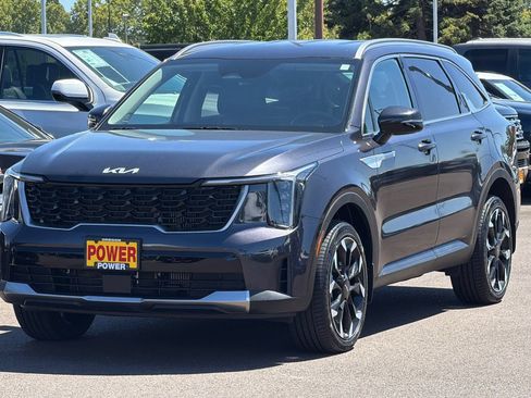 Used 2025 Kia Sorento EX AWD/4WD image 8