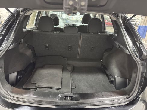 Used 2020 Nissan Rogue Sport S image 21