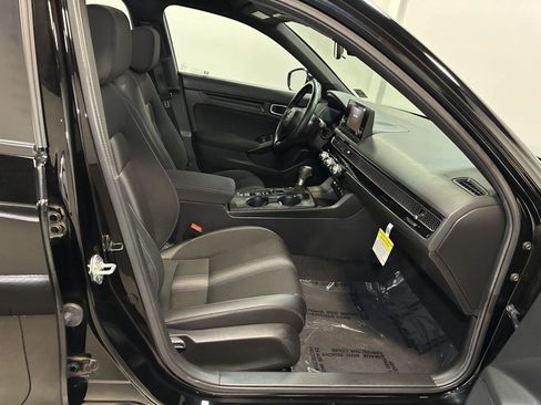 Used 2025 Honda Civic Sport image 37