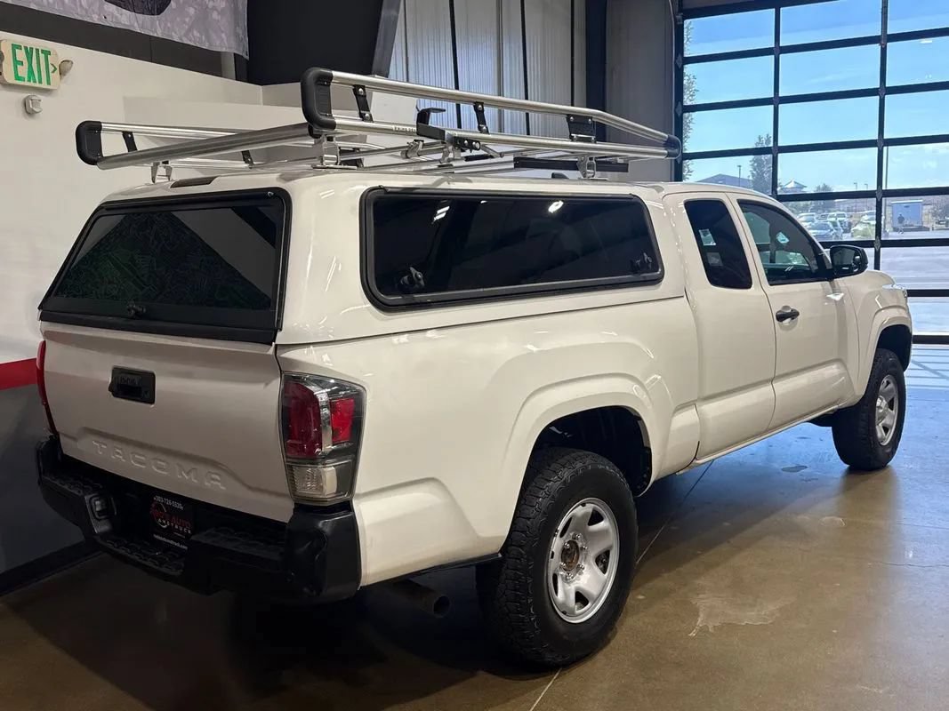 Used 2022 Toyota Tacoma SR AWD/4WD image 41