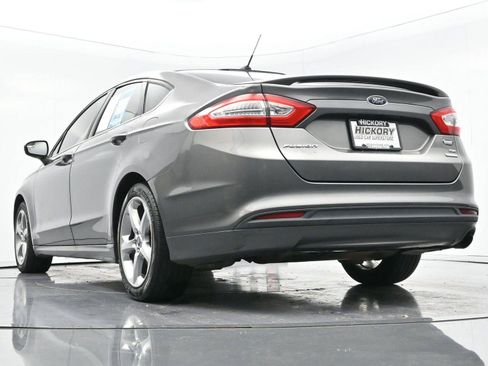 Used 2014 Ford Fusion SE w/ Equipment Group 201A image 41