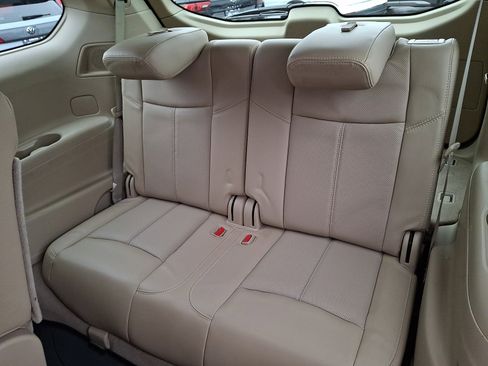 Used 2014 Nissan Pathfinder Platinum w/ Platinum Premium Package image 11