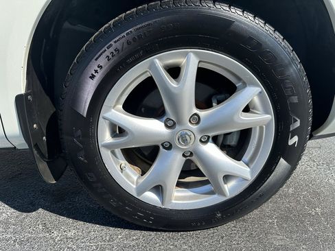 Used 2009 Nissan Rogue SL w/ Leather Pkg FWD image 27