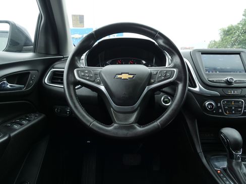 Used 2022 Chevrolet Equinox LT image 21