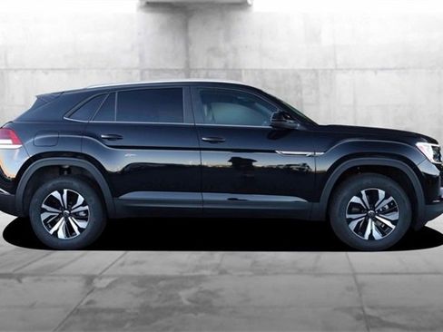 New 2026 Volkswagen Atlas Cross Sport SE image 5