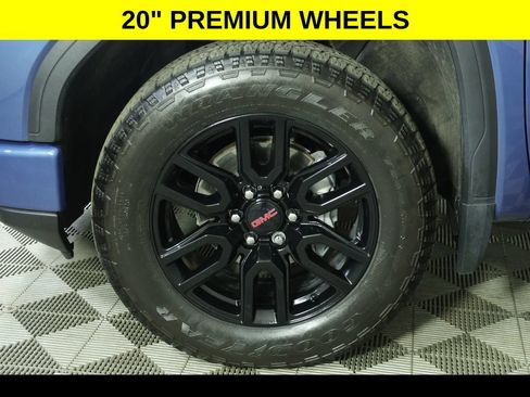 Used 2024 GMC Sierra 1500 Elevation AWD/4WD image 8