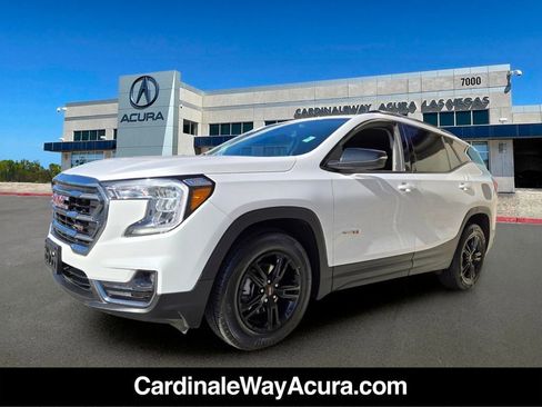 Used 2024 GMC Terrain AT4 AWD/4WD image 2