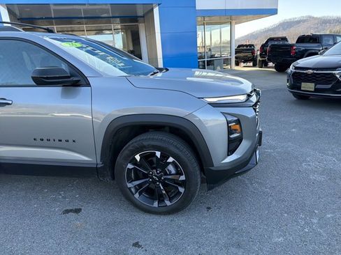 Used 2026 Chevrolet Equinox RS w/ LPO, Floor Liner Package image 2