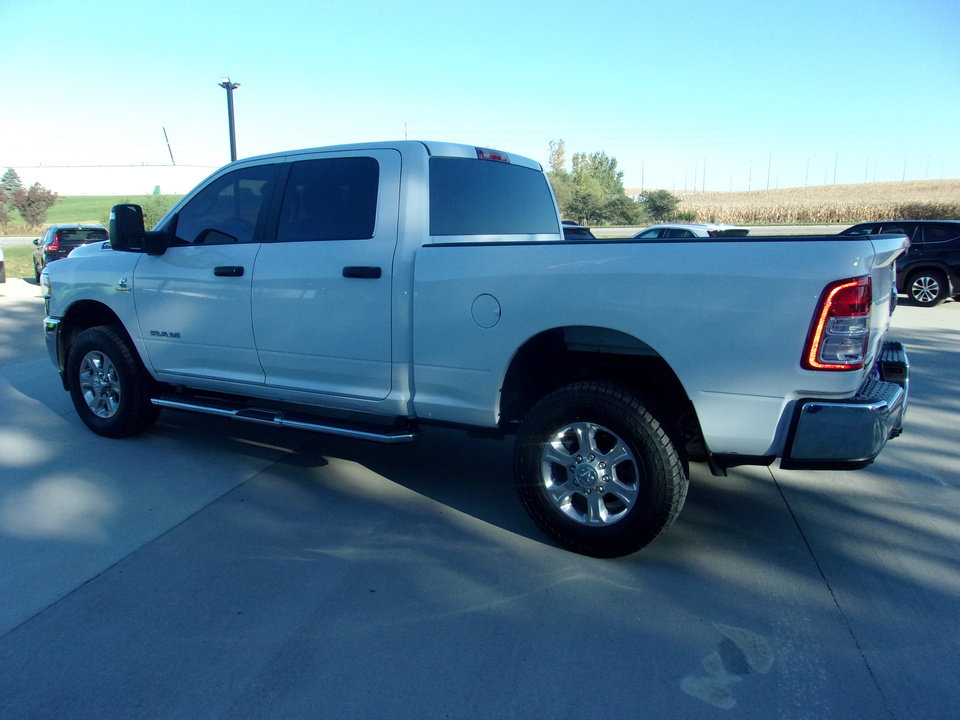 Used 2024 RAM 2500 Big Horn w/ Off Road Package AWD/4WD image 5
