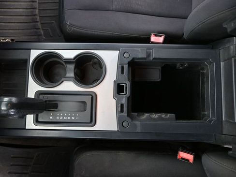 Used 2015 Ford Expedition XL image 28