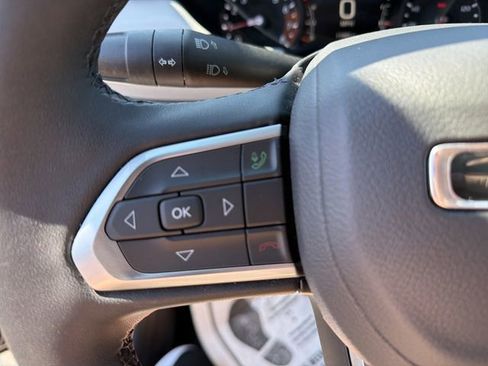 Used 2025 Jeep Compass Limited AWD/4WD image 19