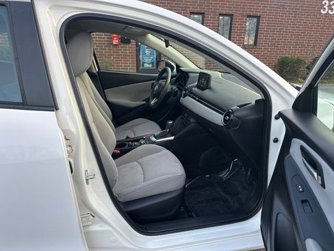 Used 2019 Toyota Yaris LE image 15