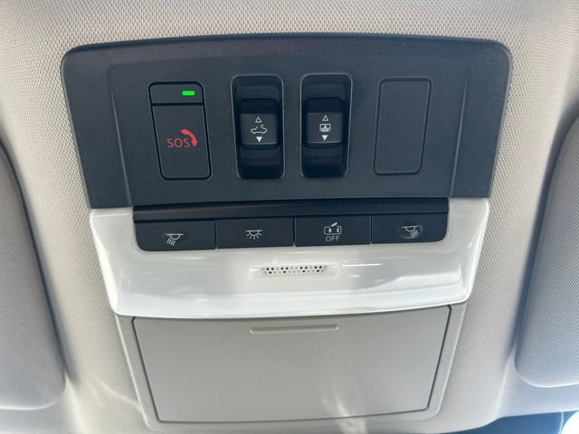 Used 2023 Nissan Pathfinder SV w/ SV Premium Package AWD/4WD image 33