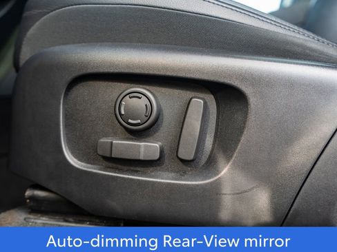 Used 2023 Land Rover Discovery Sport S image 20