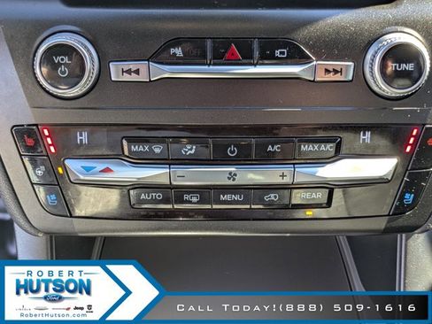 Used 2020 Ford Explorer Limited w/ Class III Trailer Tow Package image 25