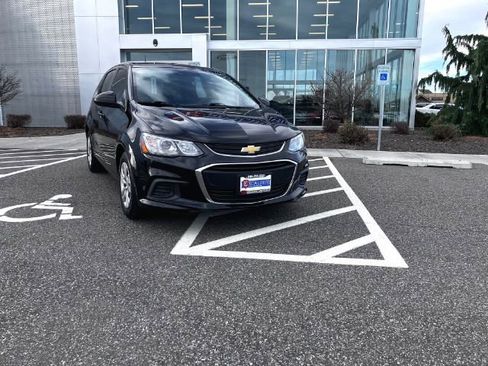 Used 2020 Chevrolet Sonic LT image 21