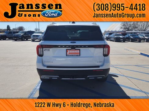 New 2026 Ford Explorer Active w/ Active Comfort Package image 10