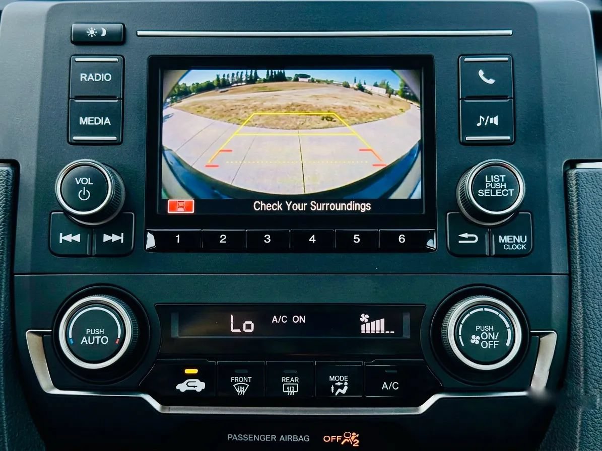 Used 2018 Honda Civic Sport image 19