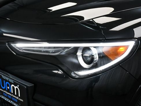 Used 2023 Alfa Romeo Stelvio Veloce image 74