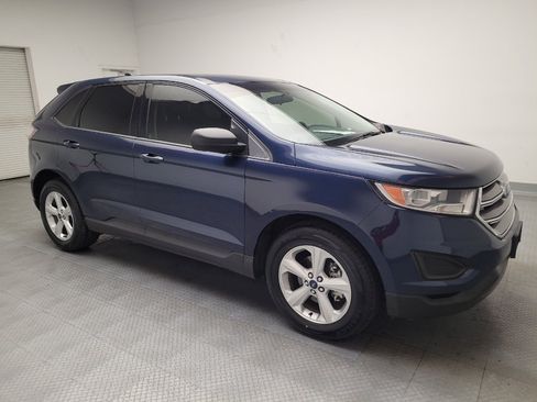 Used 2017 Ford Edge SE FWD image 11