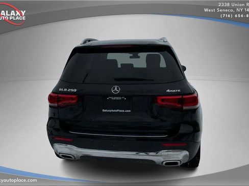 Used 2020 Mercedes-Benz GLB 250 4MATIC image 6
