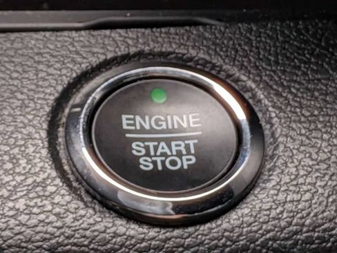 Used 2021 Ford Expedition XLT RWD image 38