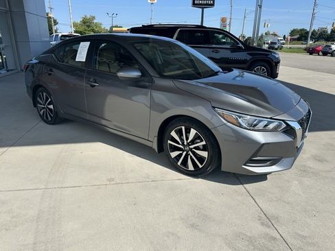 Used 2022 Nissan Sentra SV w/ SV Premium Package image 3