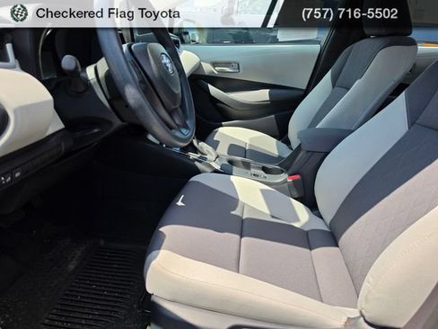 Used 2026 Toyota Corolla LE FWD image 8