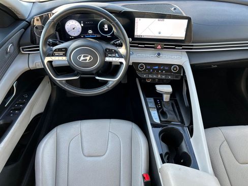 Used 2024 Hyundai Elantra Limited FWD image 28