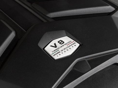 Used 2022 Lamborghini Urus AWD/4WD image 49