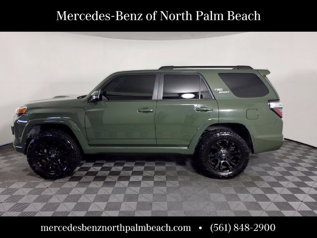 Used 2022 Toyota 4Runner TRD Sport w/ Technology Package AWD/4WD image 3