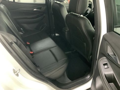 Used 2024 Buick Encore GX Sport Touring image 18