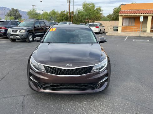 Used 2018 Kia Optima LX FWD image 8