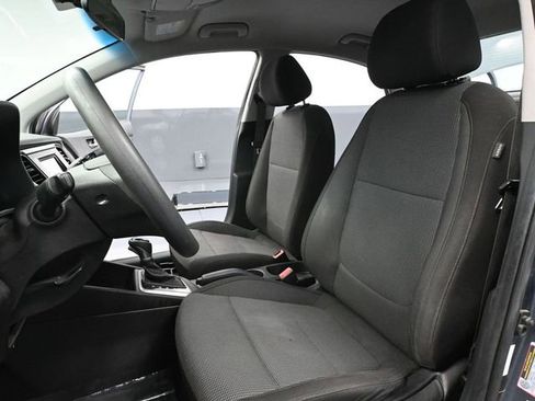 Used 2019 Hyundai Accent SE image 21