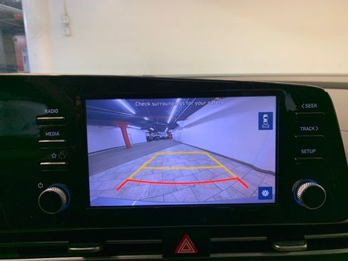 Used 2022 Hyundai Elantra SEL w/ Convenience + Premium Package image 31