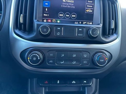 Used 2020 Chevrolet Colorado LT image 10
