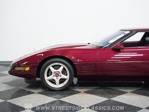 Used 1993 Chevrolet Corvette ZR1 image 22