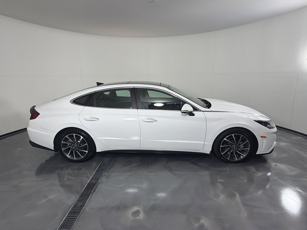 Used 2023 Hyundai Sonata Limited FWD image 4