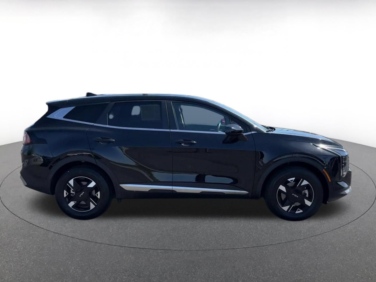 Used 2026 Kia Sportage LX AWD/4WD image 15
