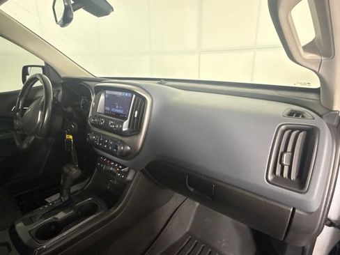 Used 2020 Chevrolet Colorado Z71 AWD/4WD image 35