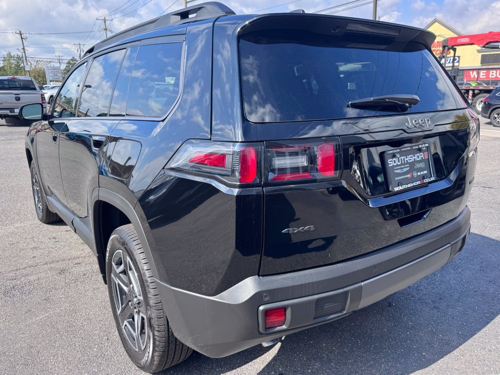 New 2026 Jeep Cherokee Laredo AWD/4WD image 5