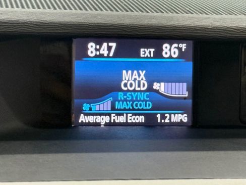 Used 2011 Toyota Sienna Limited image 27