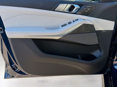 New 2026 BMW X7 xDrive40i image 24