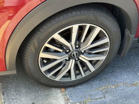 Certified 2023 Nissan Kicks SV FWD image 2